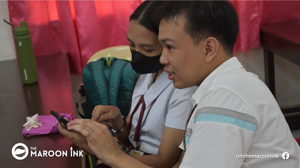 UMIHS NEWS | UMians compete in the poster making and quiz bee competitio...