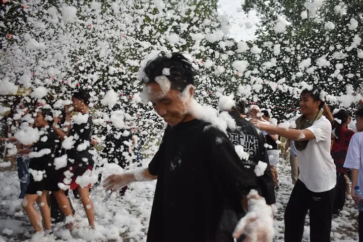 IN PHOTOS || Foam Party