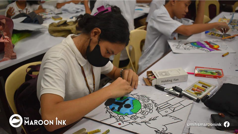 UMIHS NEWS | UMians compete in the poster making and quiz bee competitio...