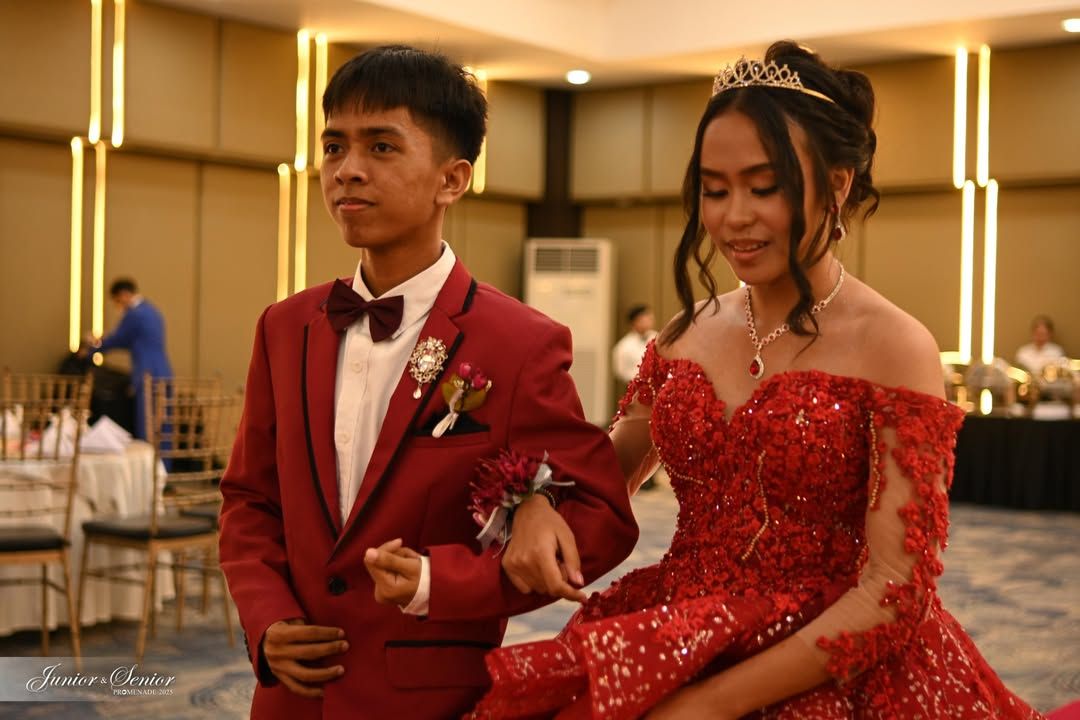 MAGIC UNFOLDS | UMIHS Junior and Senior Promenade 2025 Shines at Apo Vie...