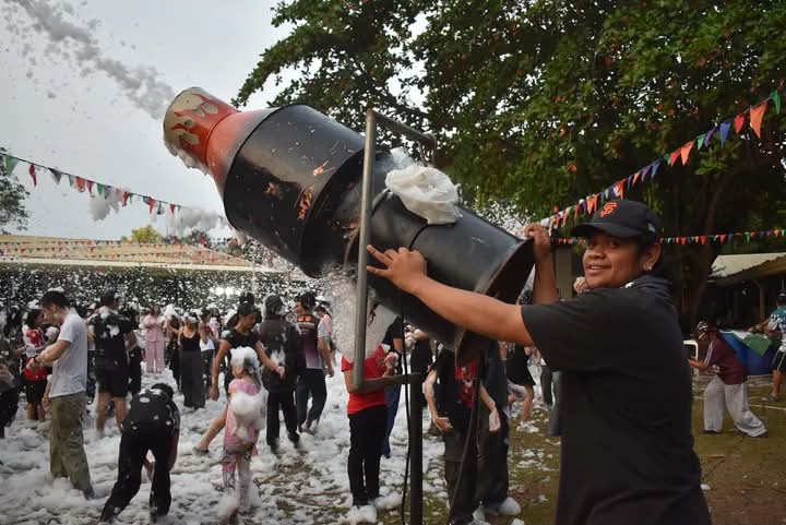 IN PHOTOS || Foam Party