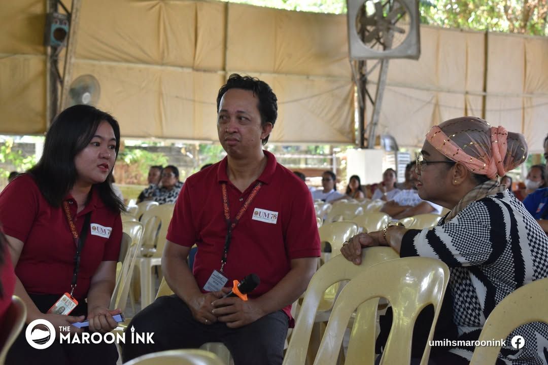 NEWS | Grade 10 and Grade 12 parents meet at the UM Ilang gymnasium on A...