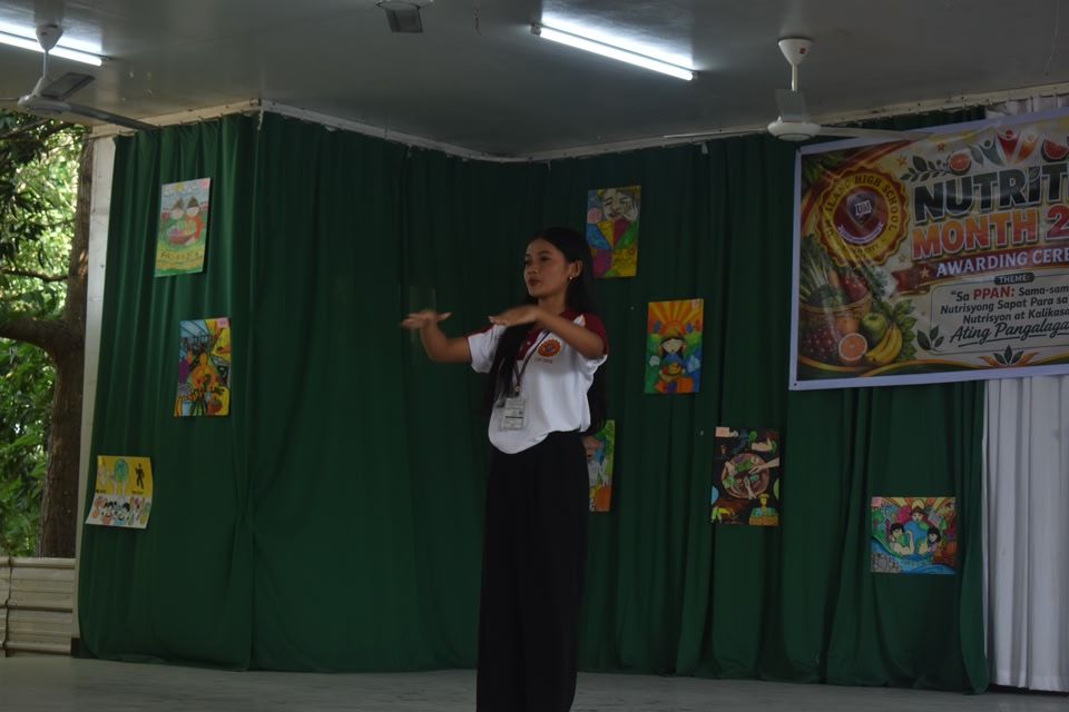 IN PHOTOS ||