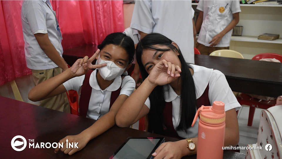 UMIHS NEWS | UMians compete in the poster making and quiz bee competitio...