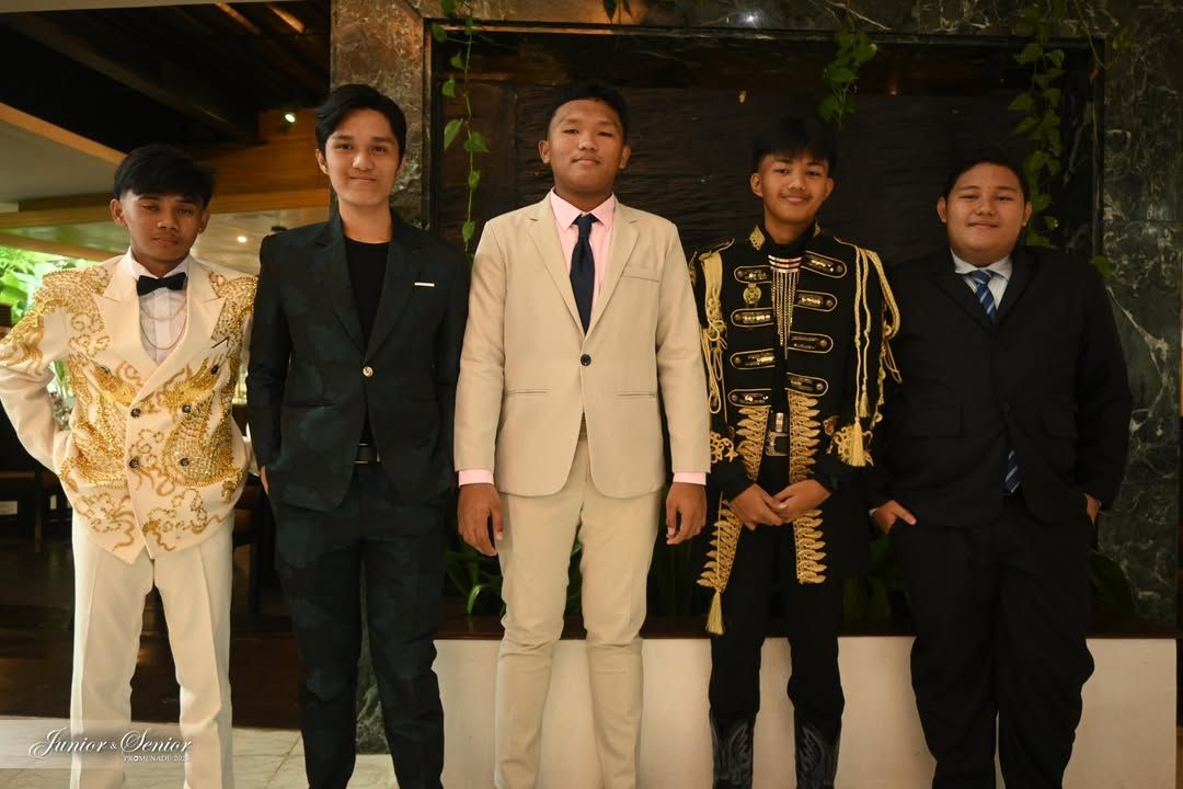 MAGIC UNFOLDS | UMIHS Junior and Senior Promenade 2025 Shines at Apo Vie...