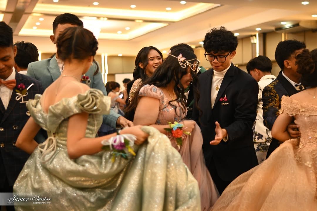 MAGIC UNFOLDS | UMIHS Junior and Senior Promenade 2025 Shines at Apo Vie...