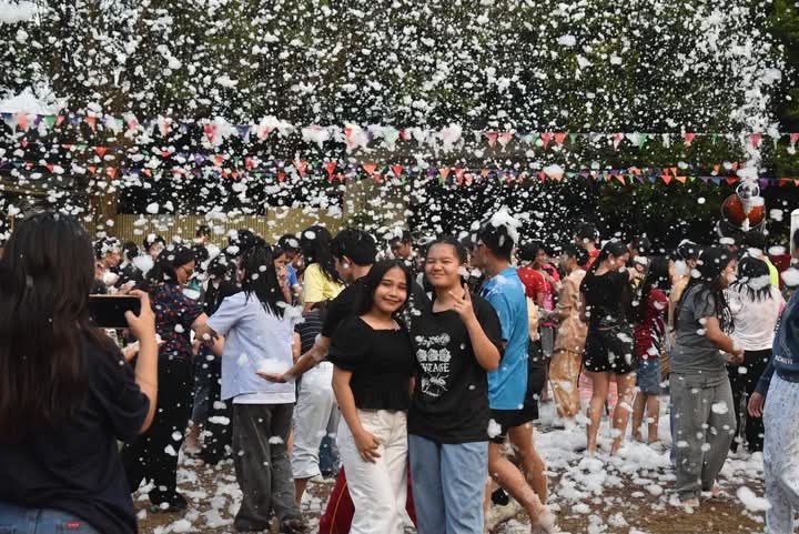 IN PHOTOS || Foam Party