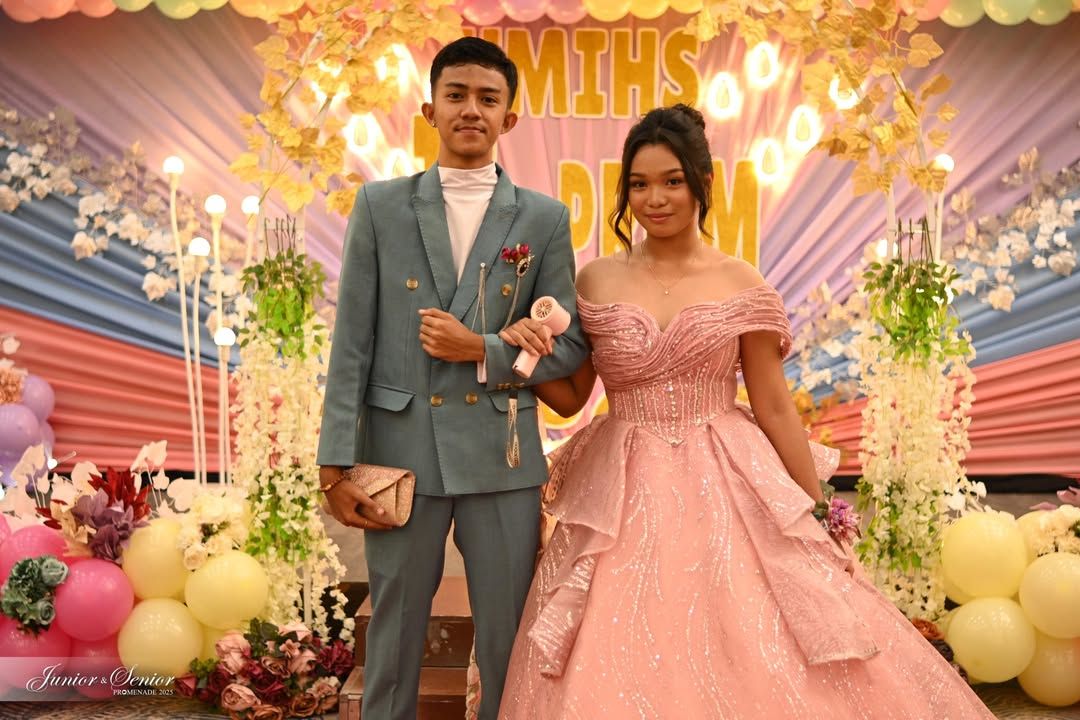 MAGIC UNFOLDS | UMIHS Junior and Senior Promenade 2025 Shines at Apo Vie...