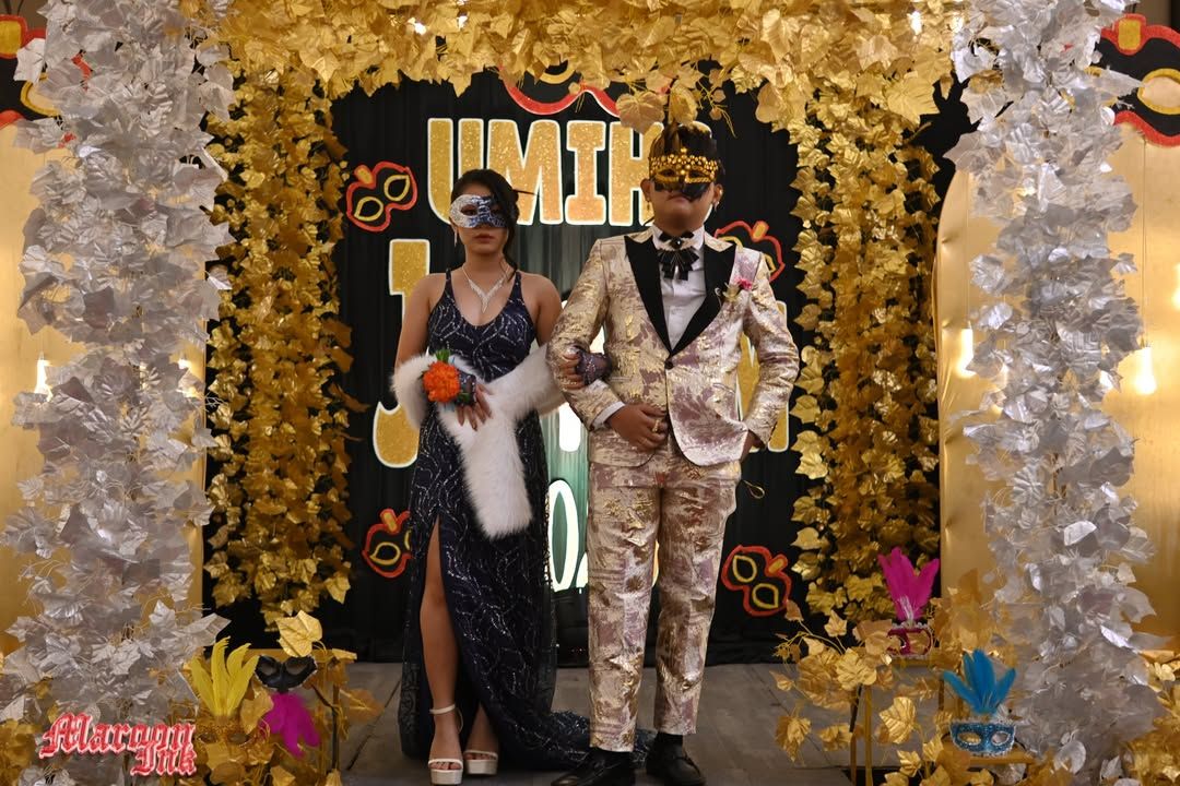 MASKS AND MEMORIES | Junior and Senior Promenade 2026 Shines at Apo View...