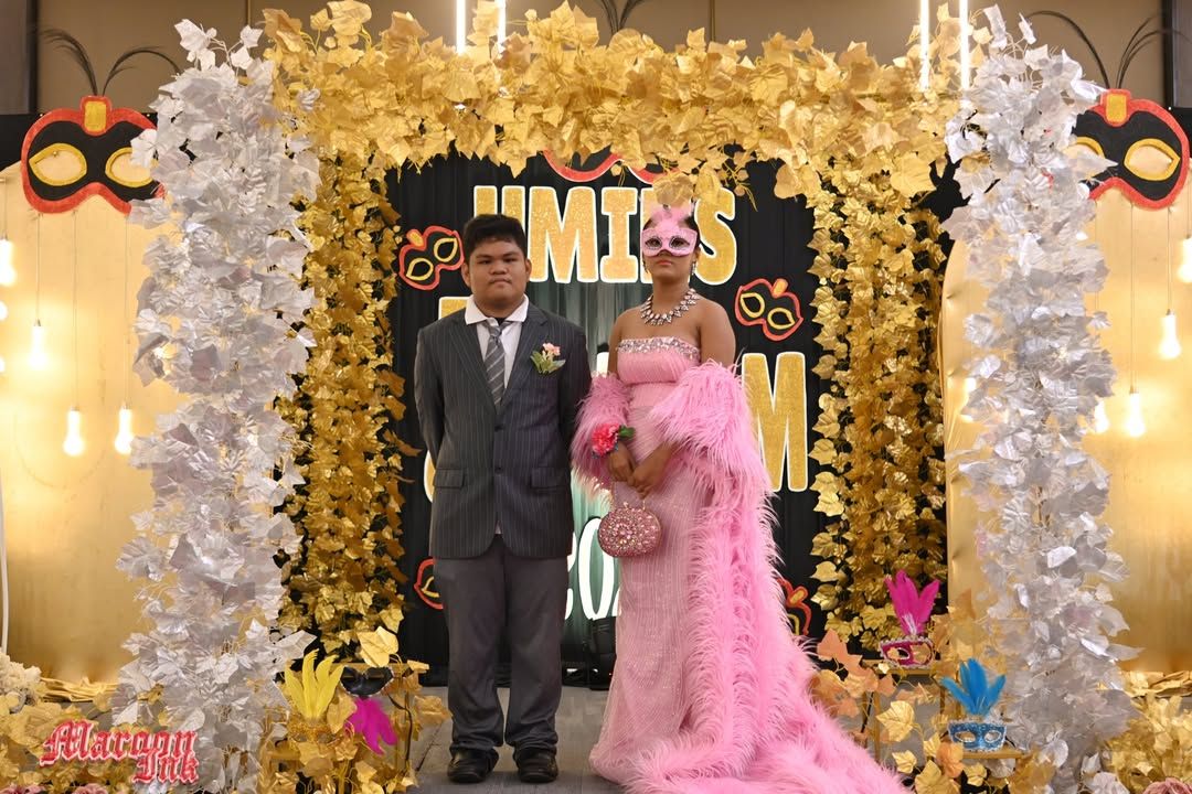 MASKS AND MEMORIES | Junior and Senior Promenade 2026 Shines at Apo View...