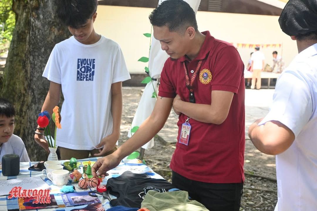 GARAGE SALE | Heads up, 'Ga!