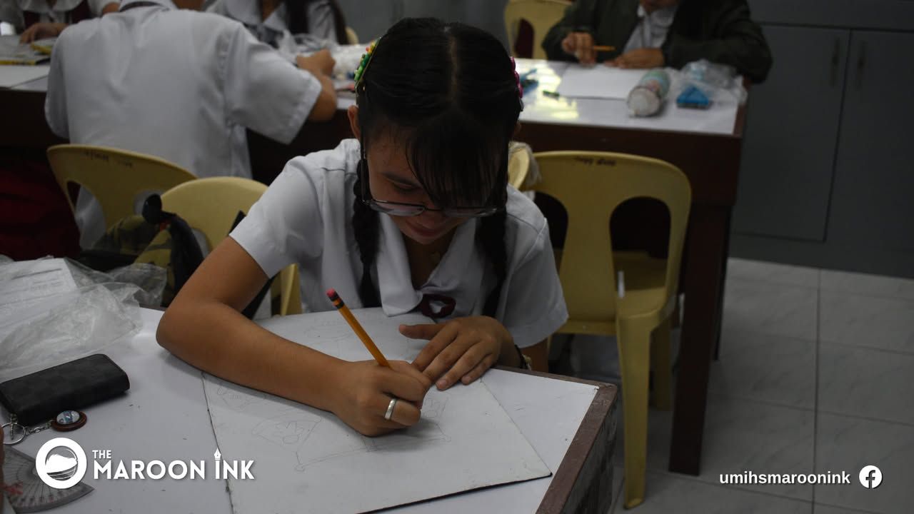 UMIHS NEWS | UMians compete in the poster making and quiz bee competitio...