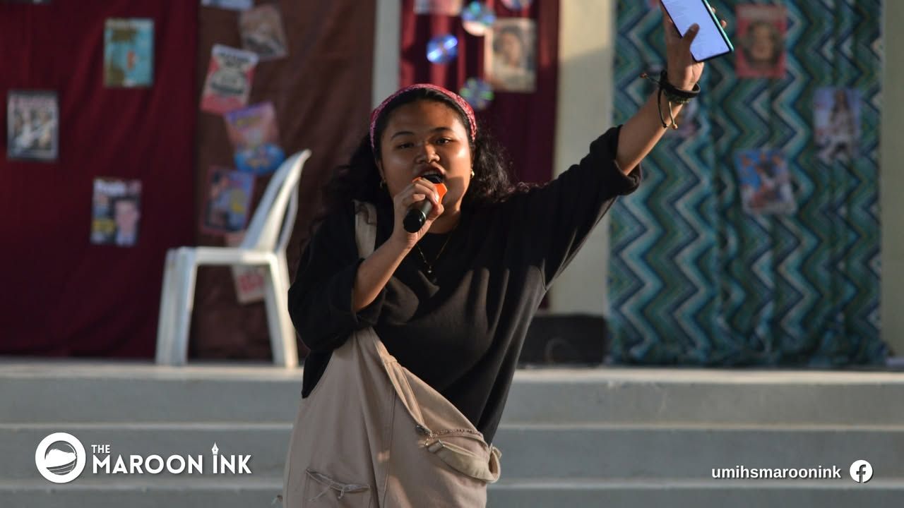 SHIP SAILS AT 90s | Grade 12 Students of UMIHS tied knots during this mo...