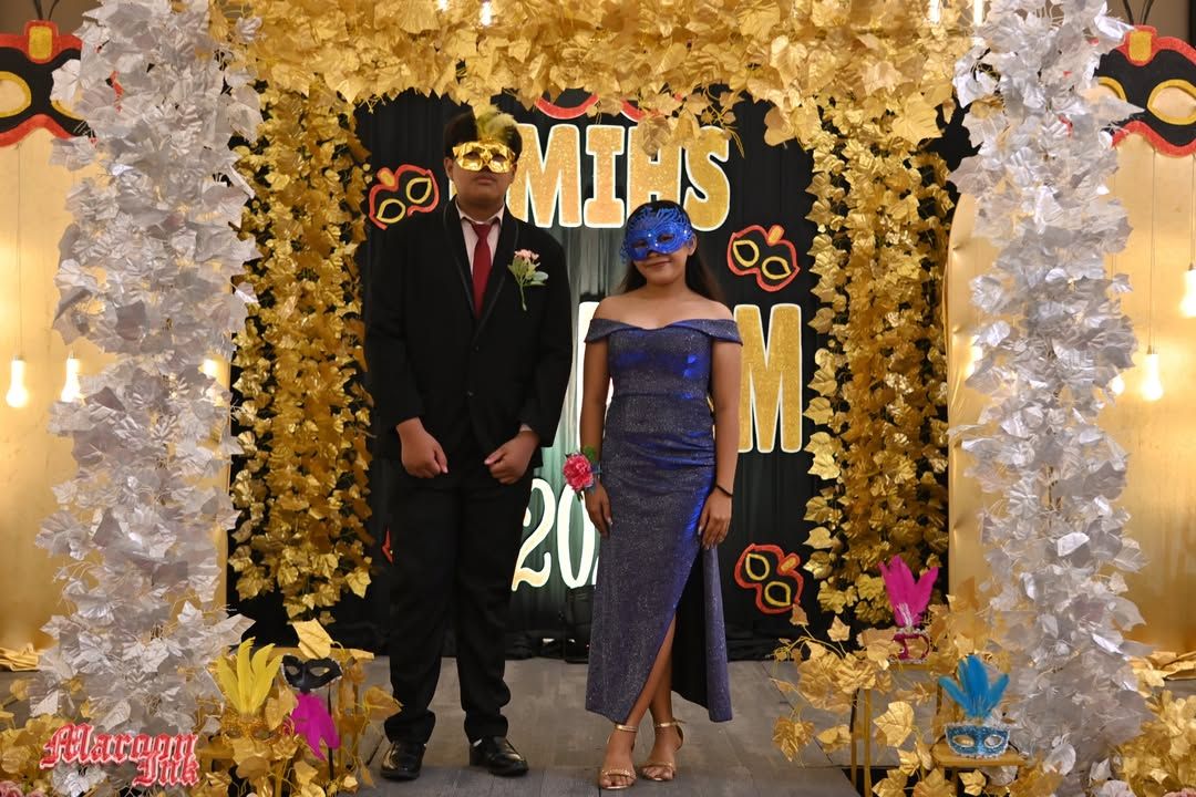 MASKS AND MEMORIES | Junior and Senior Promenade 2026 Shines at Apo View...