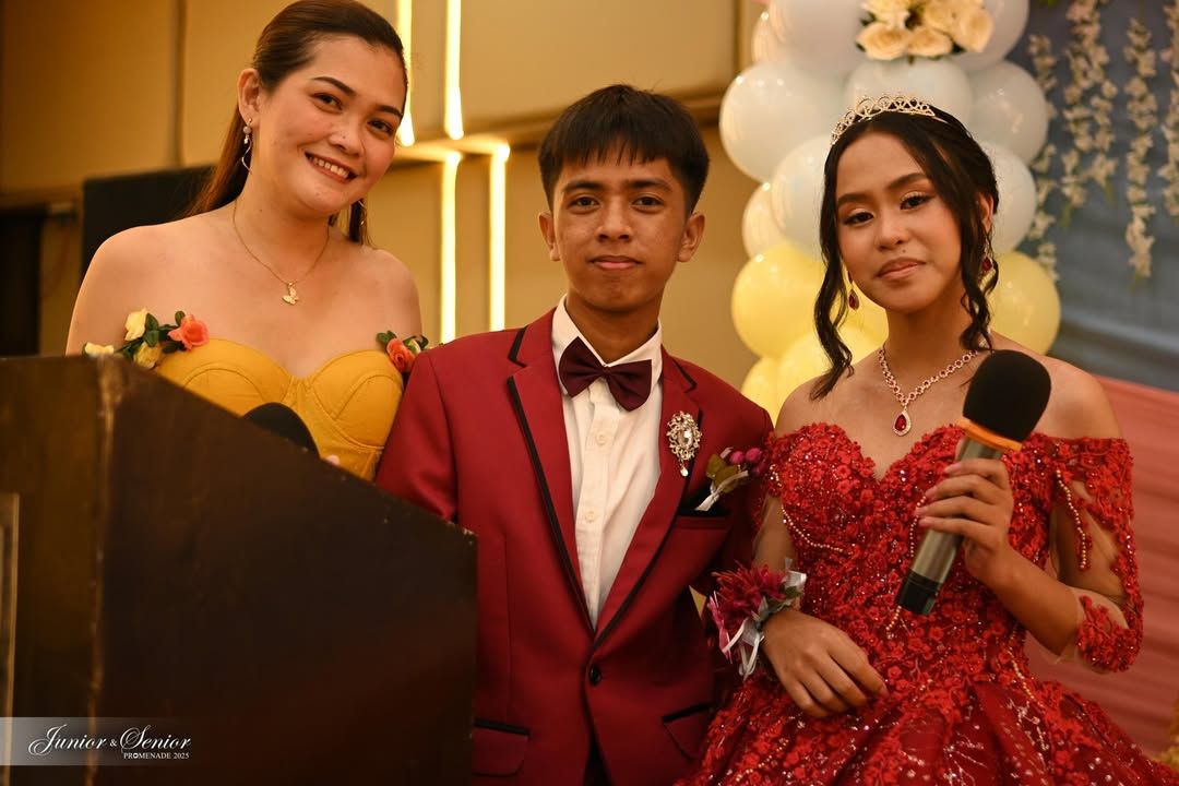 MAGIC UNFOLDS | UMIHS Junior and Senior Promenade 2025 Shines at Apo Vie...