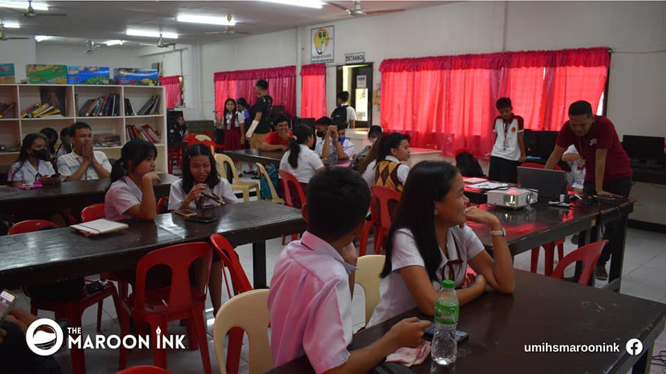 UMIHS NEWS | UMians compete in the poster making and quiz bee competitio...