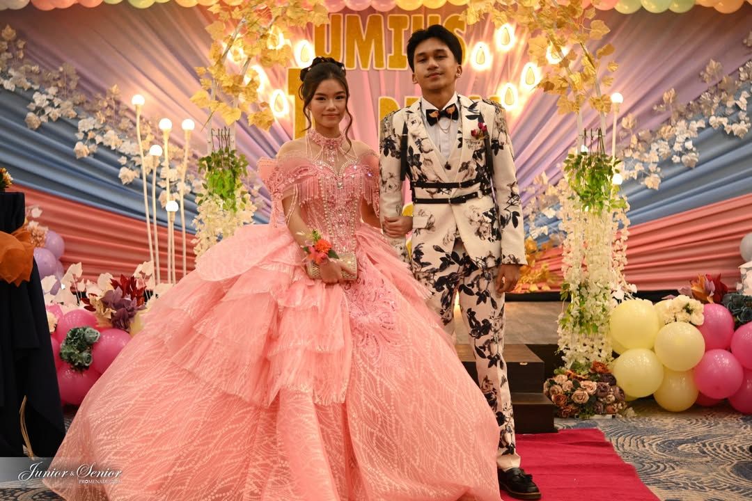 MAGIC UNFOLDS | UMIHS Junior and Senior Promenade 2025 Shines at Apo Vie...