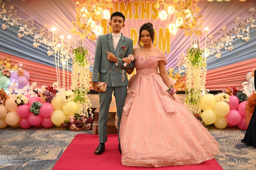 MAGIC UNFOLDS | UMIHS Junior and Senior Promenade 2025 Shines at Apo Vie...