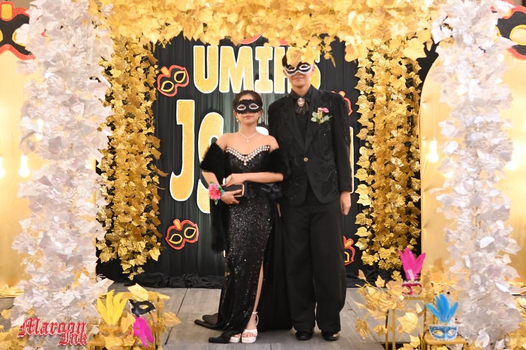 MASKS AND MEMORIES | Junior and Senior Promenade 2026 Shines at Apo View...