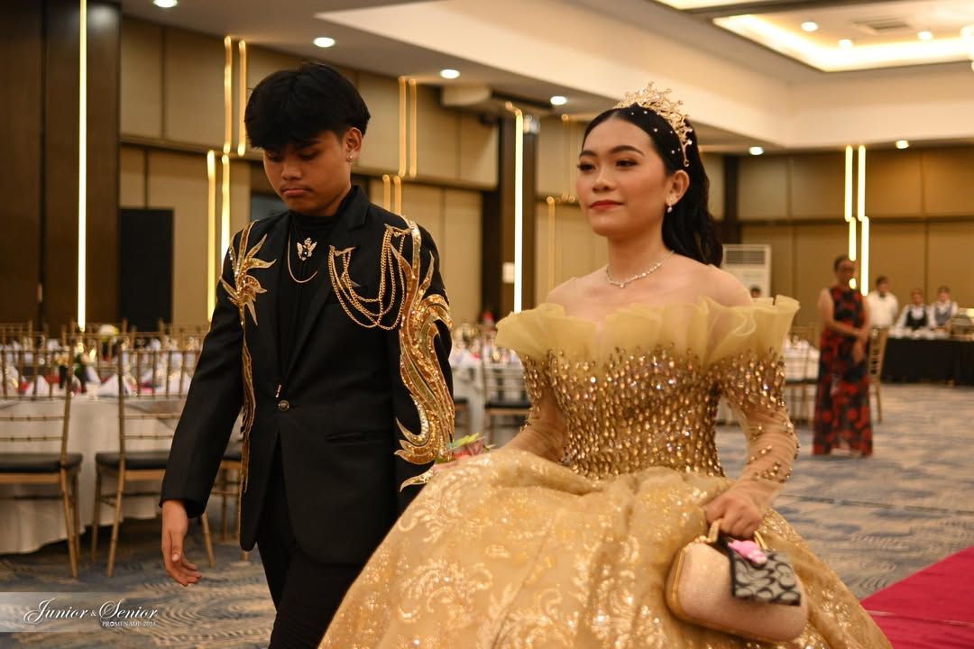 MAGIC UNFOLDS | UMIHS Junior and Senior Promenade 2025 Shines at Apo Vie...