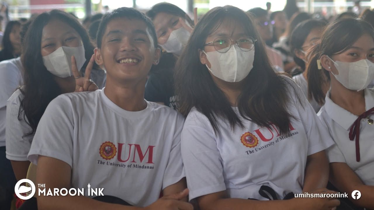 SHIP SAILS AT 90s | Grade 12 Students of UMIHS tied knots during this mo...