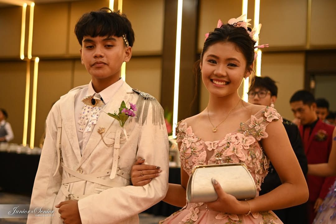 MAGIC UNFOLDS | UMIHS Junior and Senior Promenade 2025 Shines at Apo Vie...