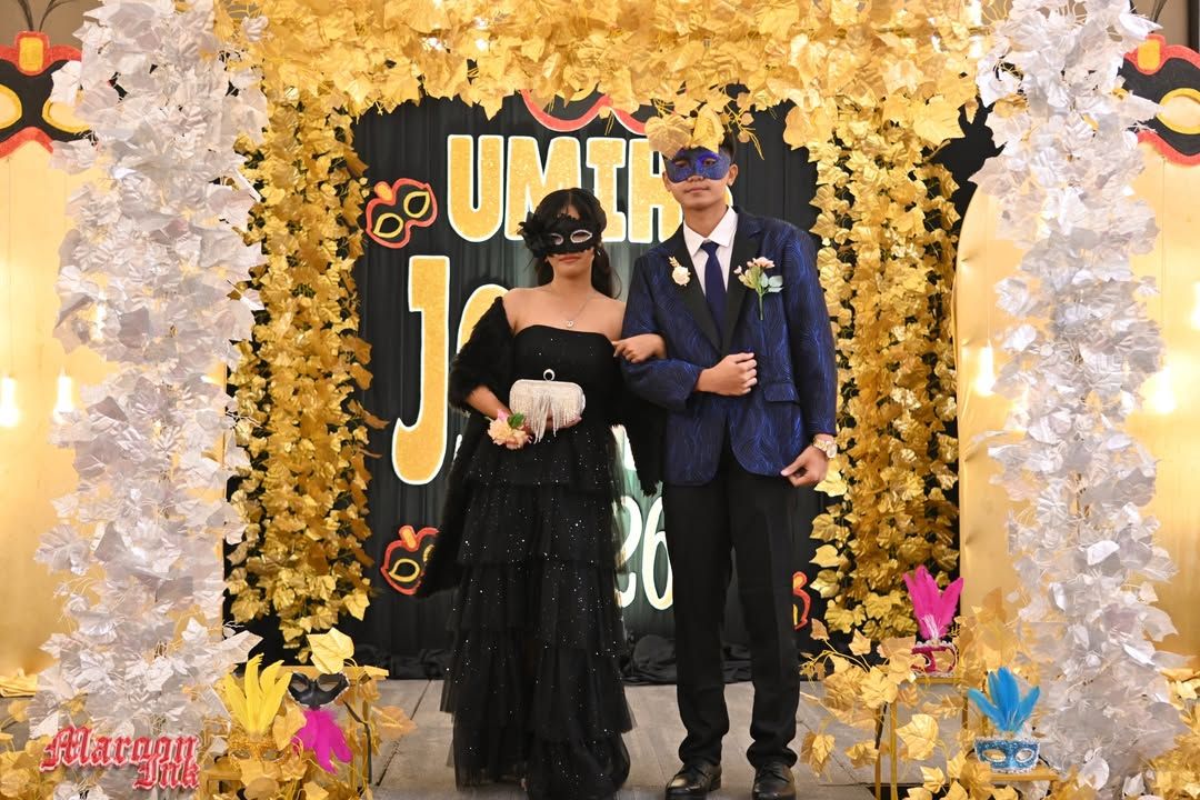 MASKS AND MEMORIES | Junior and Senior Promenade 2026 Shines at Apo View...