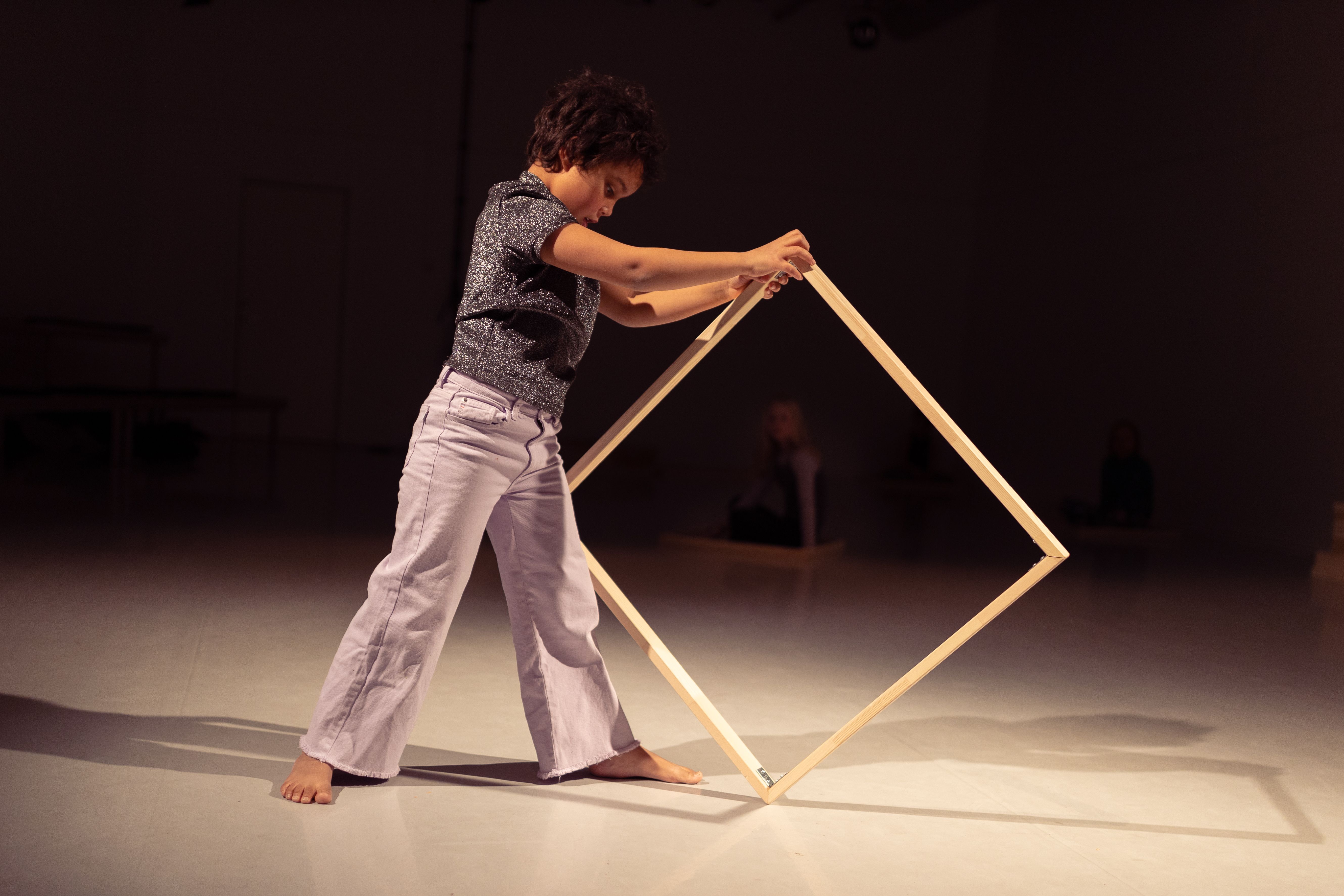 barn danser med ramme