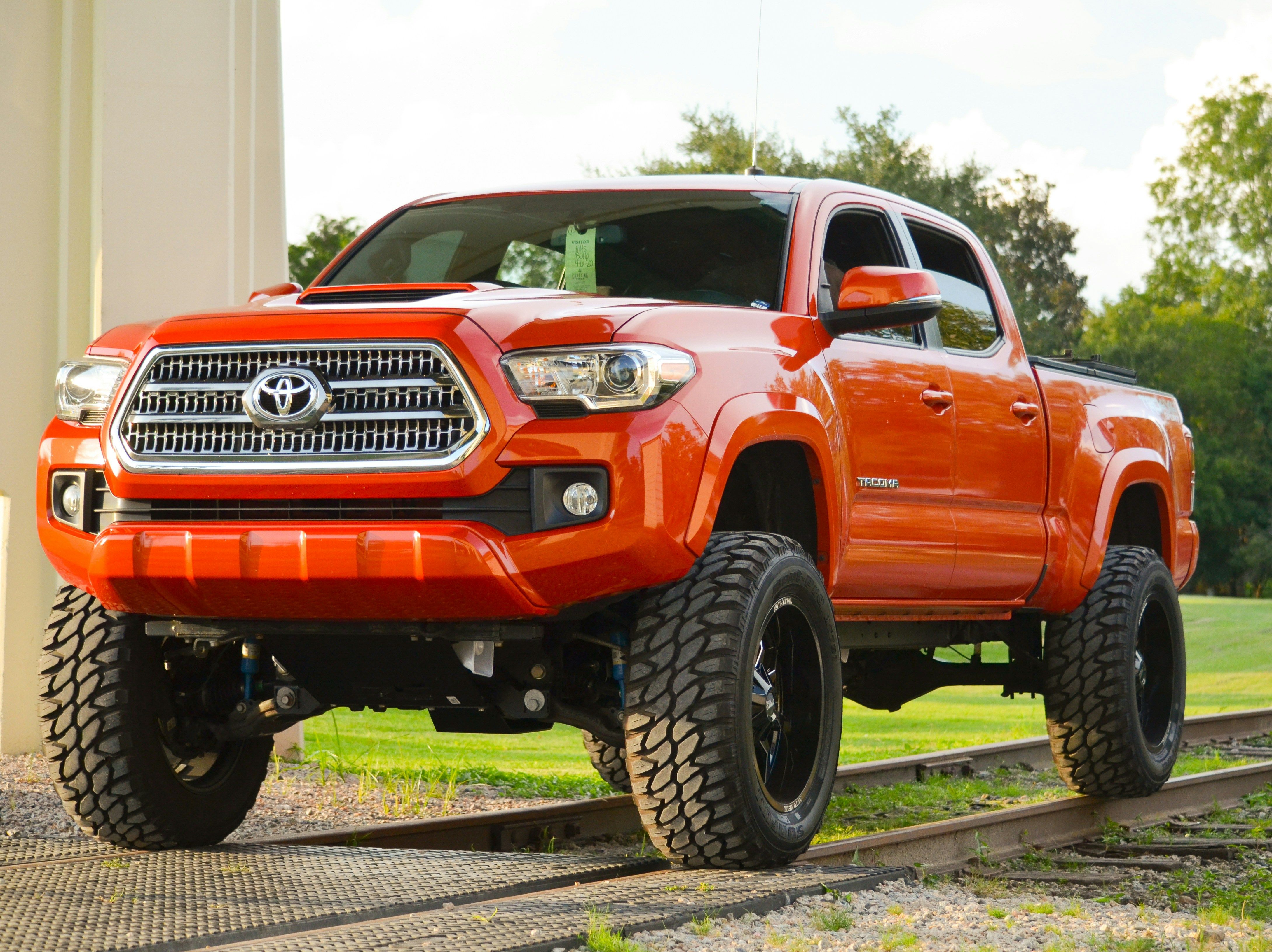Tires for 3rd Gen Tacoma (2016–2023): What Actually Works