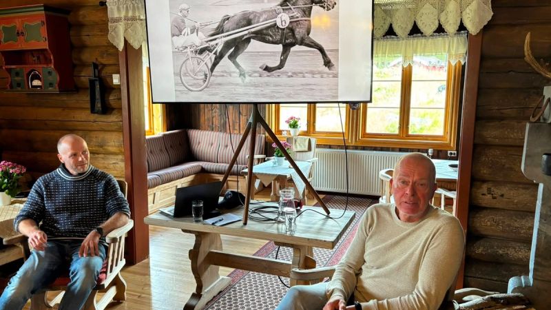 Frode Hamre og Lars O. Romtveit under seminaret på Sikkilsdalsseter