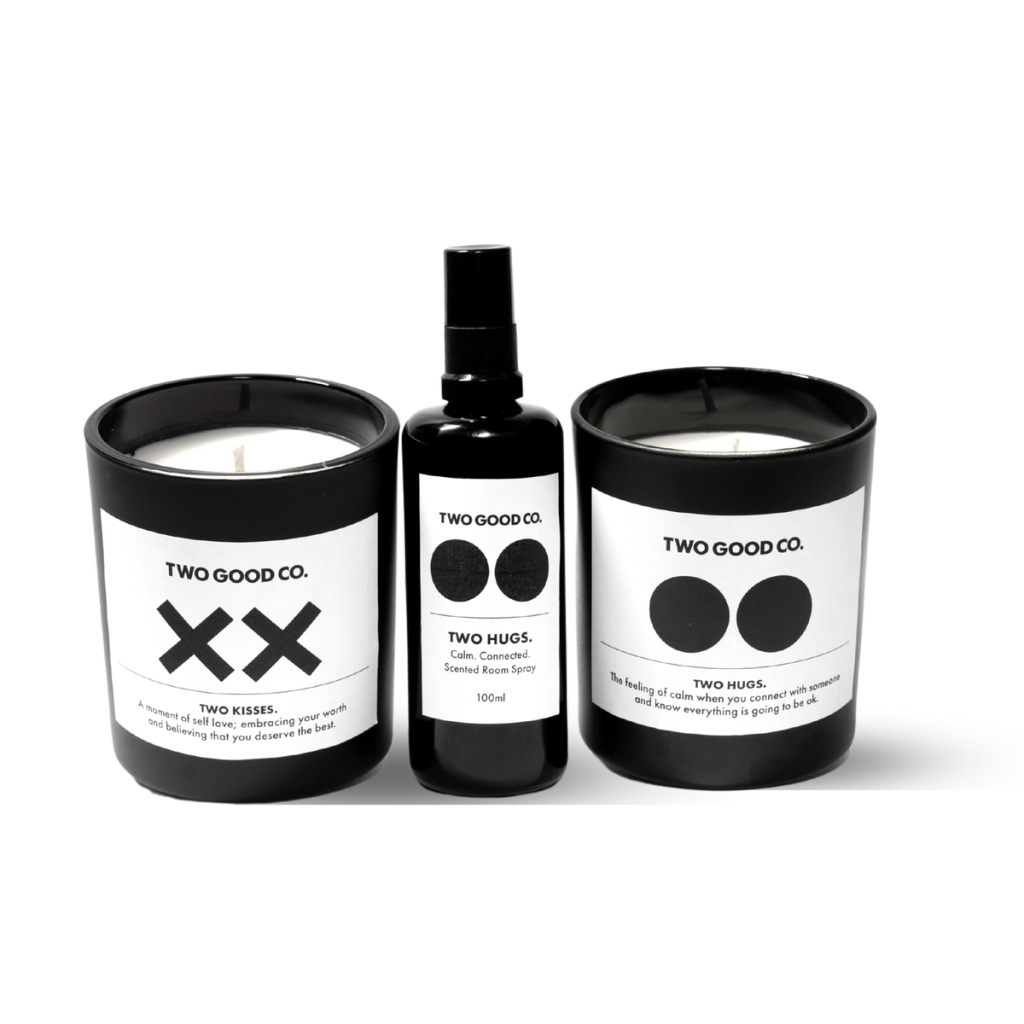 TWO KISSES & TWO HUGS CANDLES & SPRAY PACK