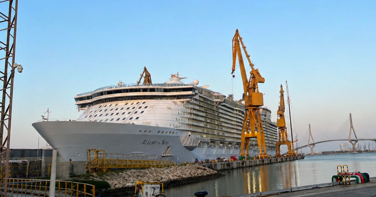 The Hidden Complexity Behind “Fun”: What Cruise Ships Teach Us About Innovation
