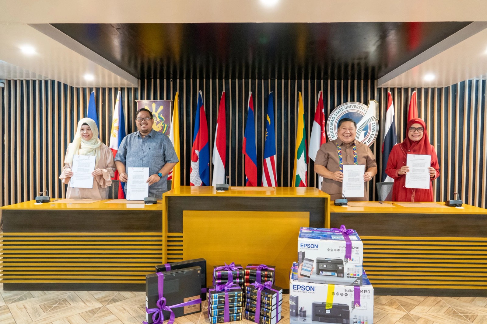 MSU Law in Tawi-Tawi signs MOU with BAGO, receives library equipment and books from BAGO and SUBATRA