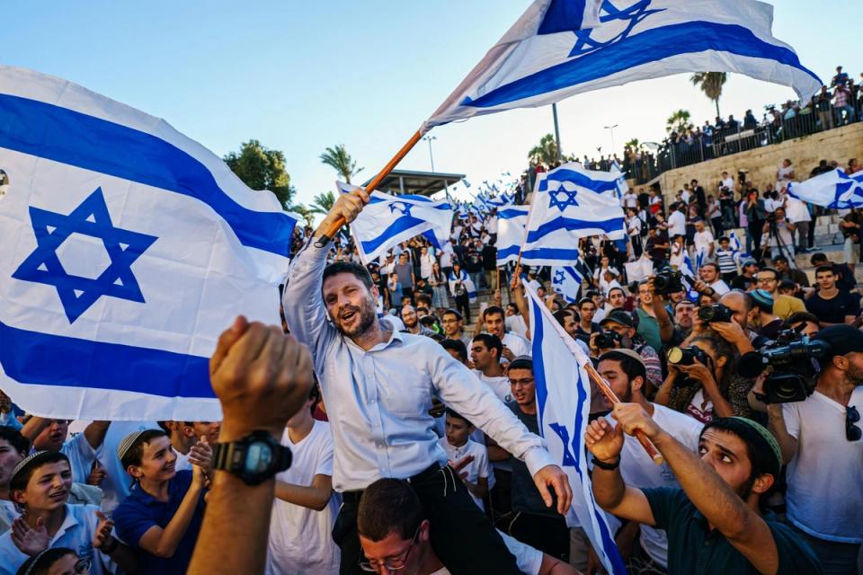 Crowds gathered in support of Israel