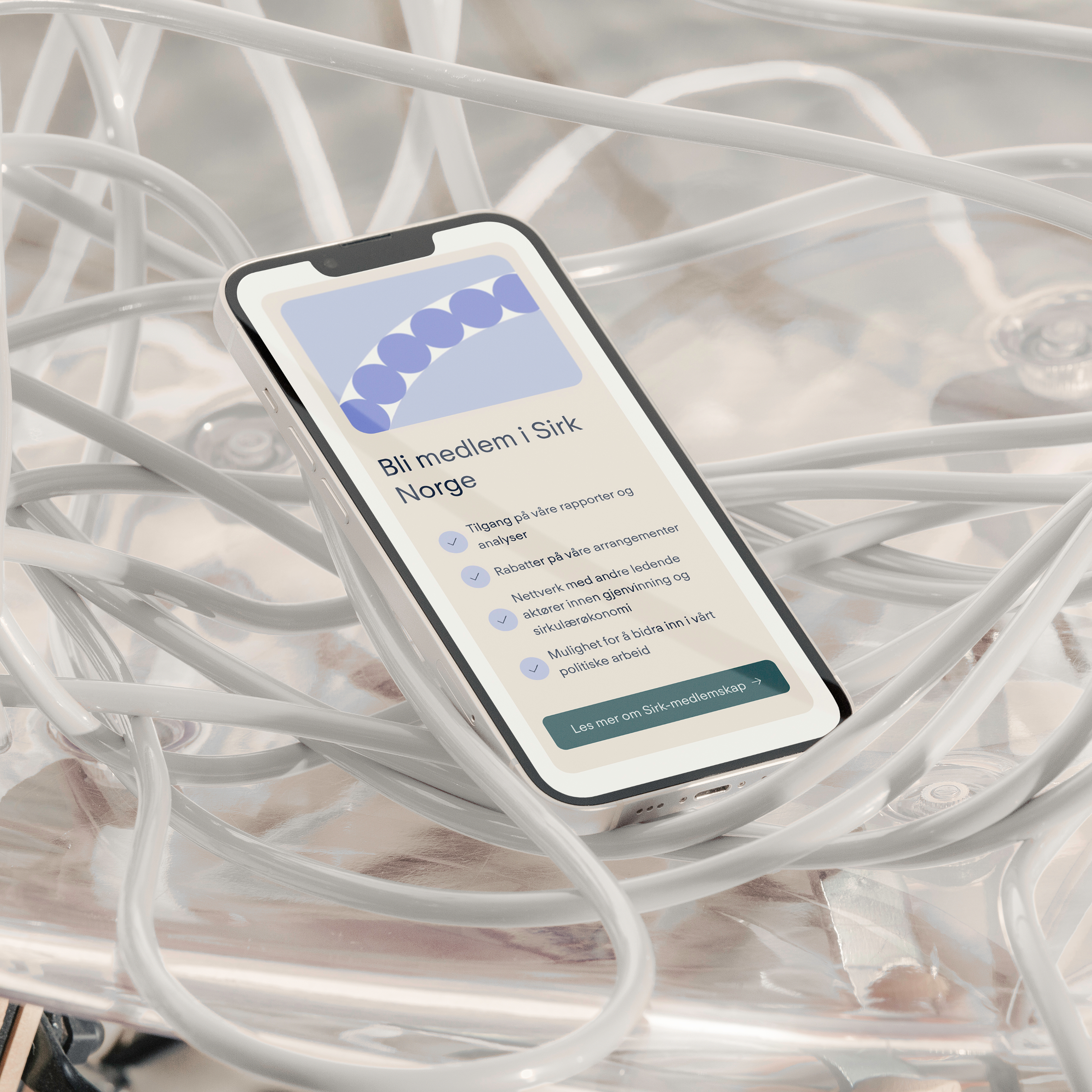 a cell phone with a screen that says bli medlem i sirk norge