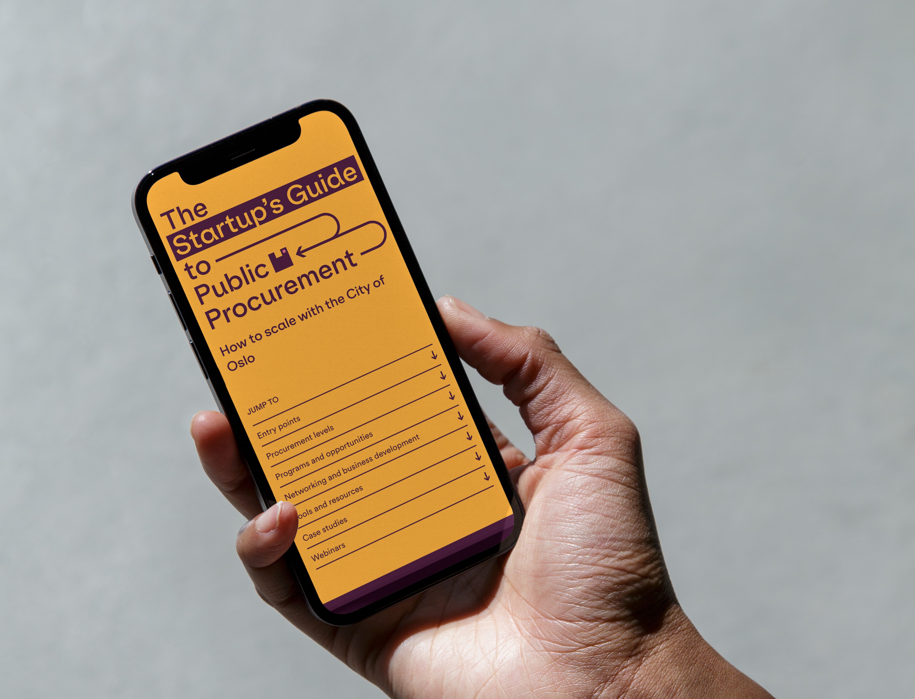 Forsiden av nettsiden på en iphone. Foto.