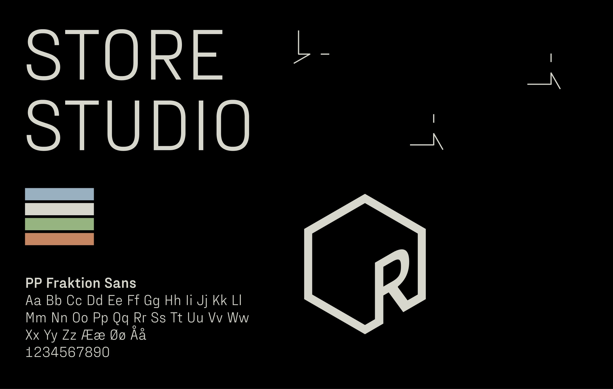 Store studio, svart bakgrunn, logo til rom for dans fog fonten Fraktion Sand