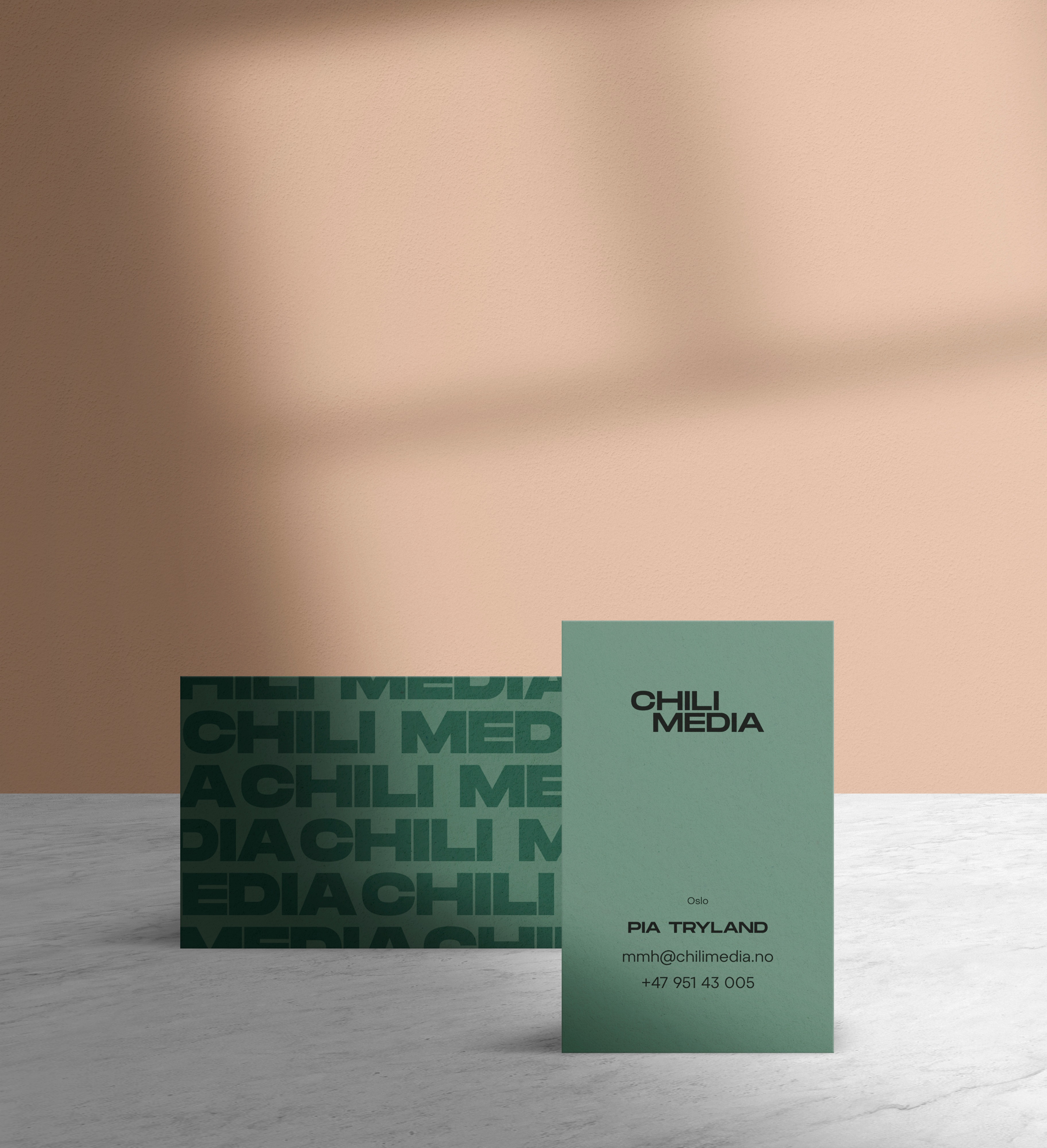 Eksempler på visittkort for Chili Media
