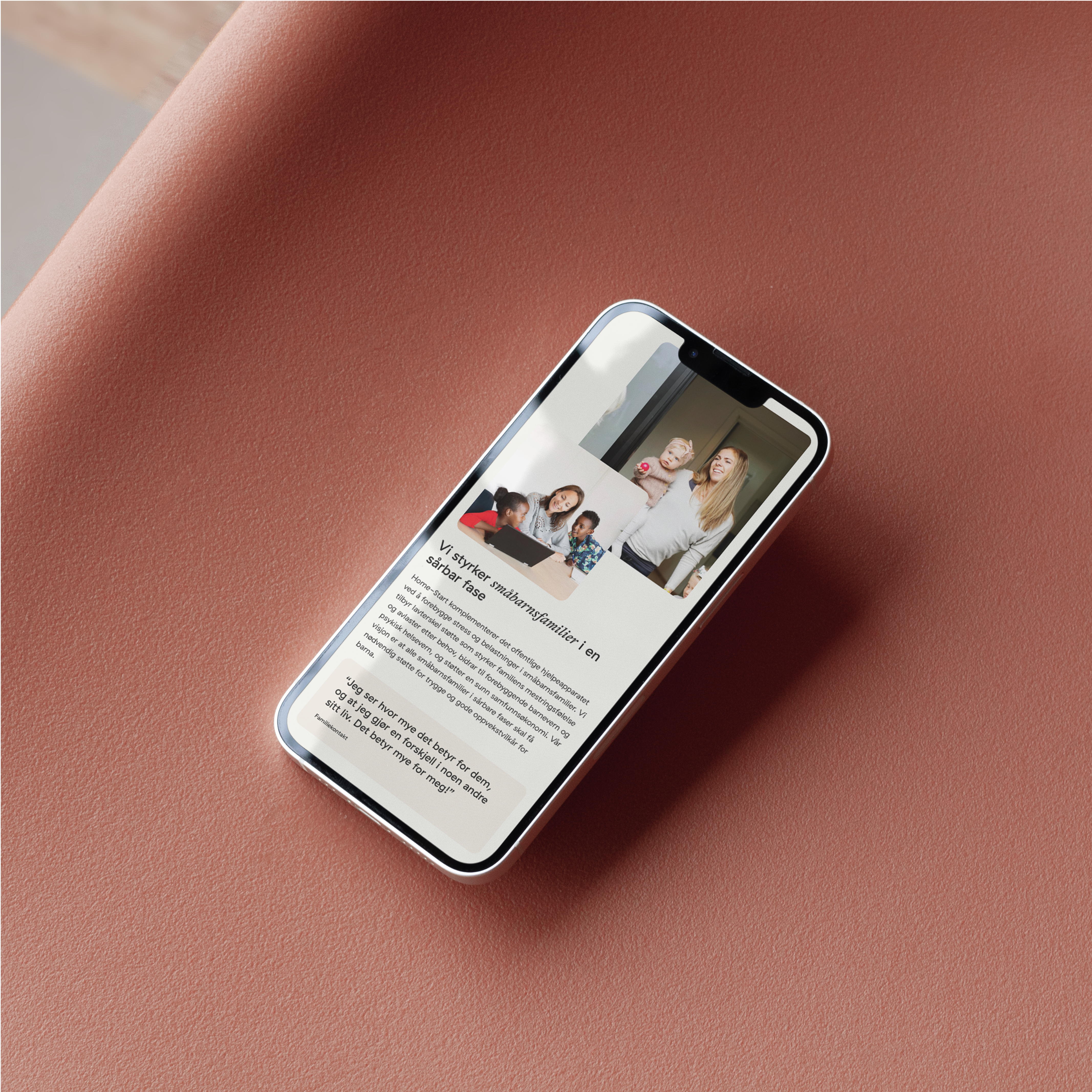 a cell phone with a foreign language on the screen