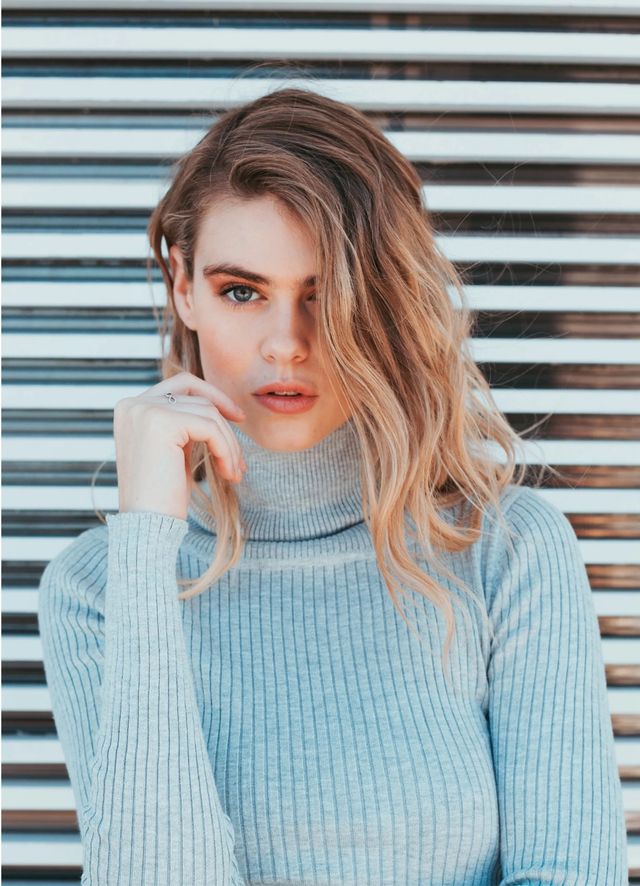Portrett av ung dame. Foto