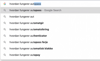 Eksempel på hvordan google auto-utfyller søkene for deg i adressefeltet