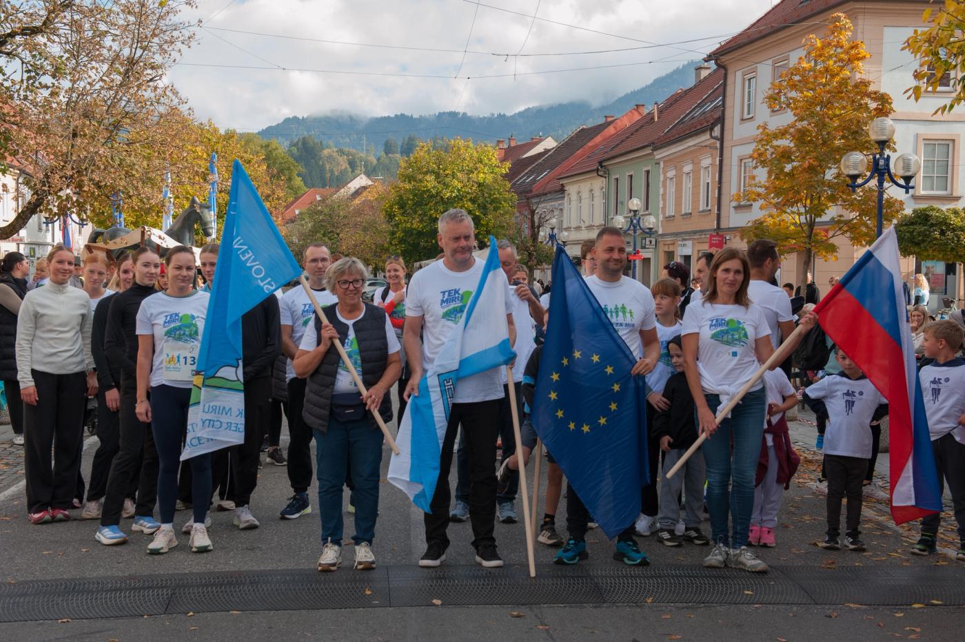 TEK MIRU 2026 – S TEKOM IN DRUŽENJEM ZA MIR