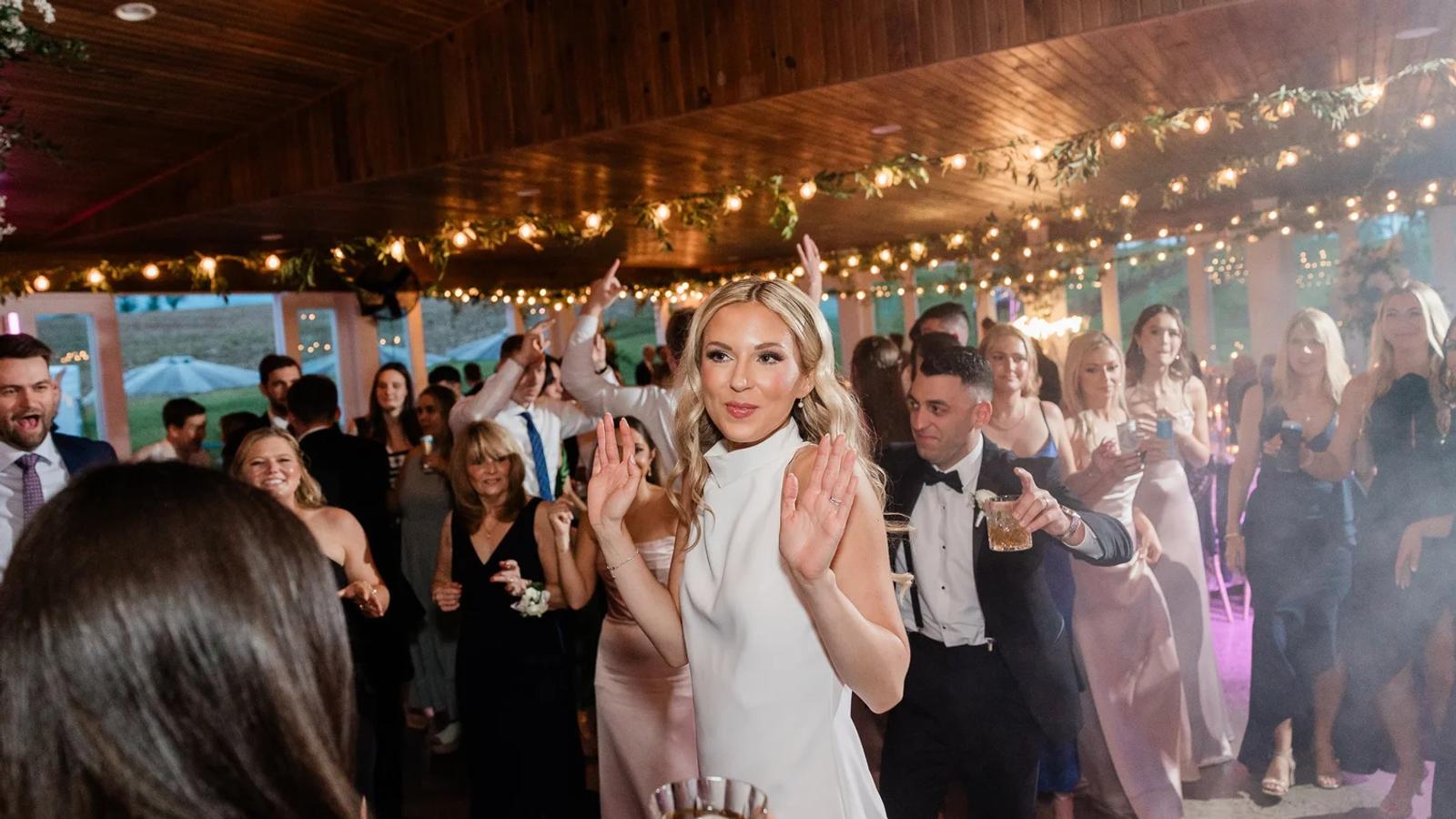 🪩 How to Pack Your Wedding Dance Floor: Secrets From a Pro DJ
