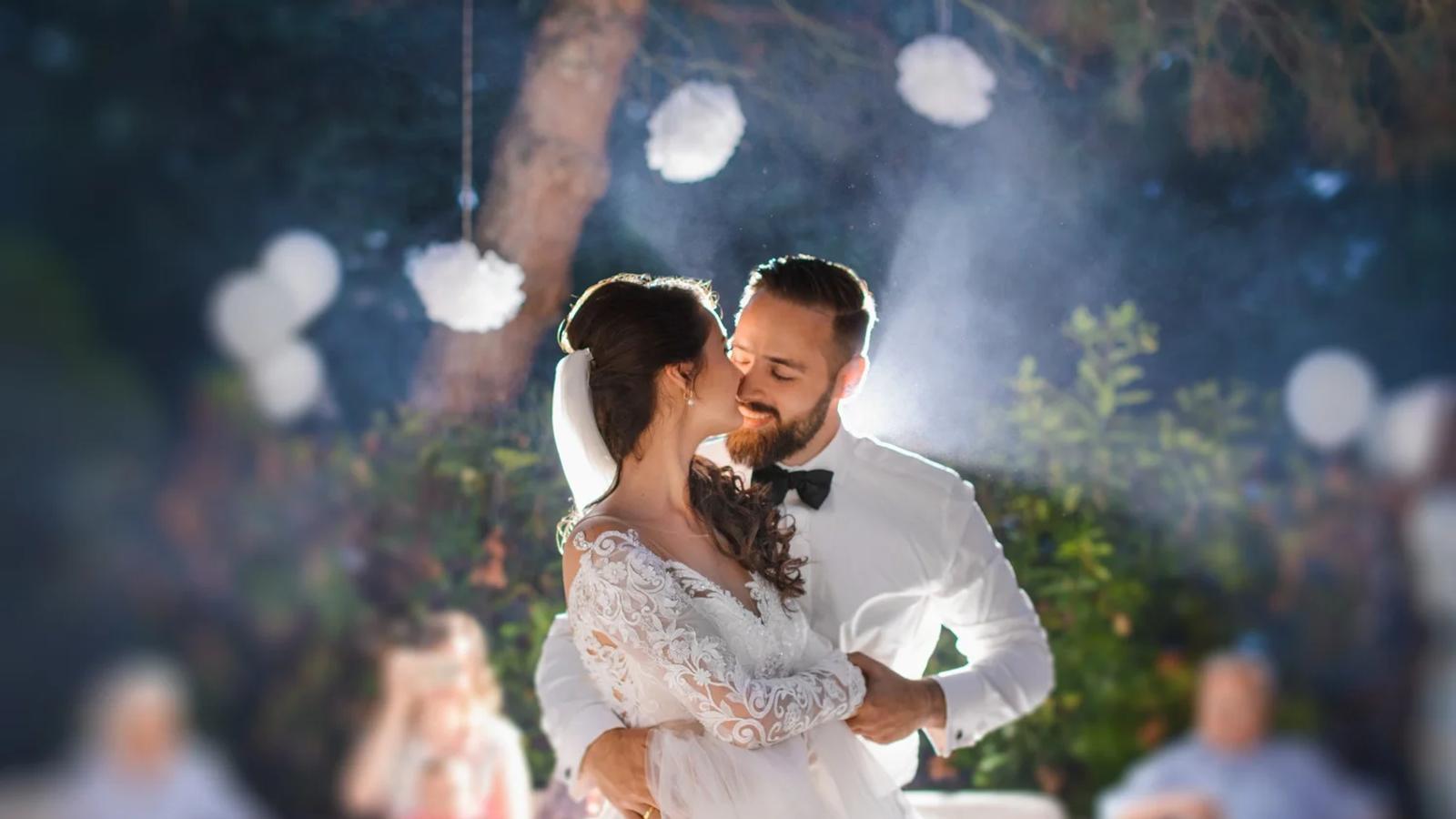 Why Hiring a Professional DJ Company for Your Wedding is Essential in Pennsylvania