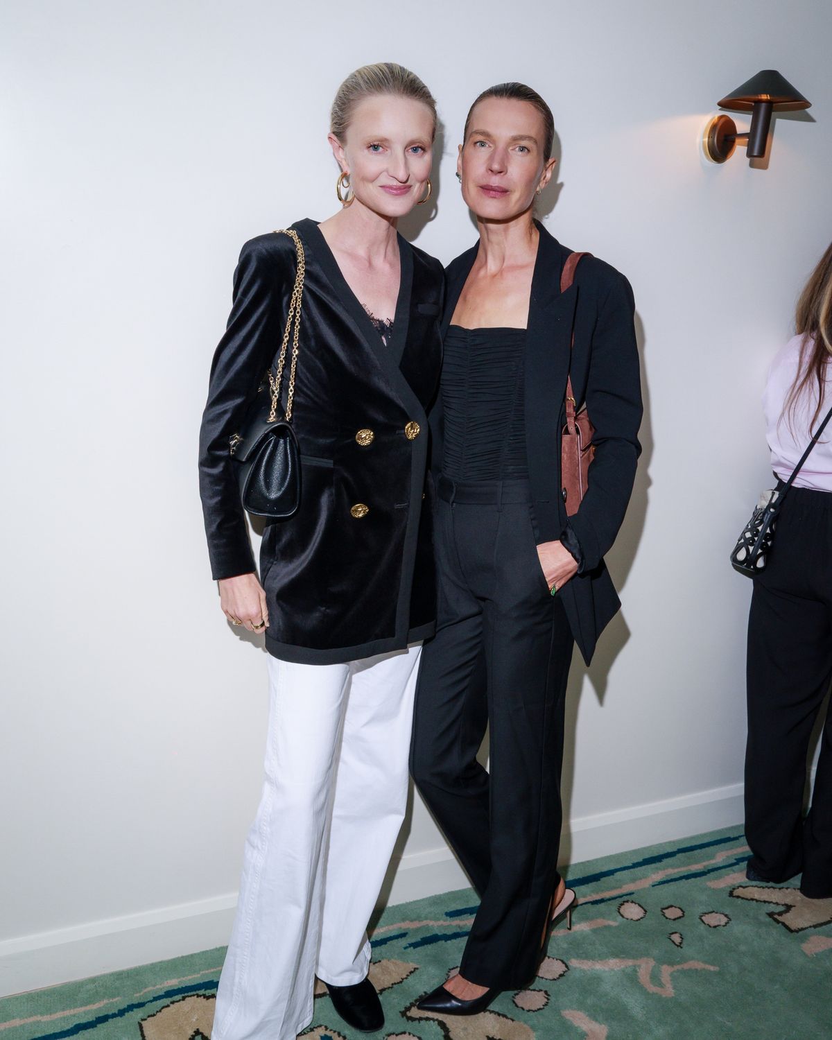 Porträt der Gäste bei der Eagle + Hodges Launch-Veranstaltung in London.