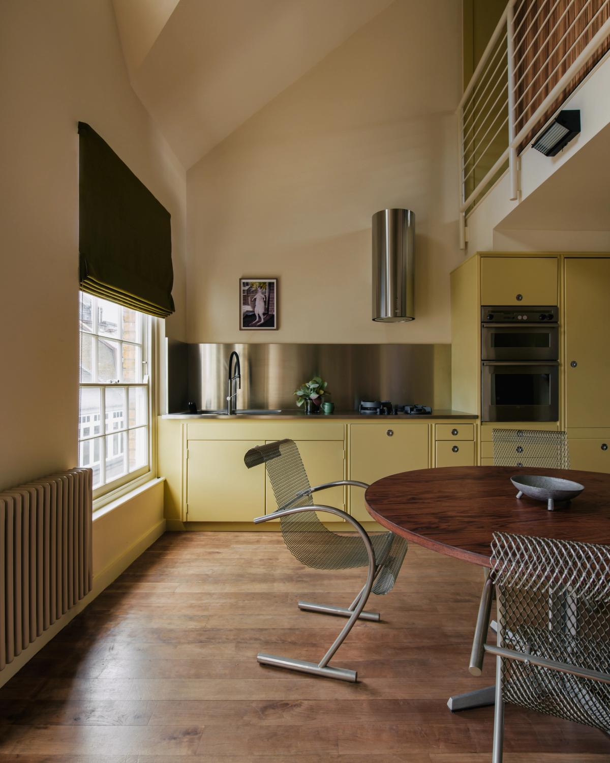 La cuisine de la maison de Hollie Bowden photographiée à Londres, Royaume-Uni.