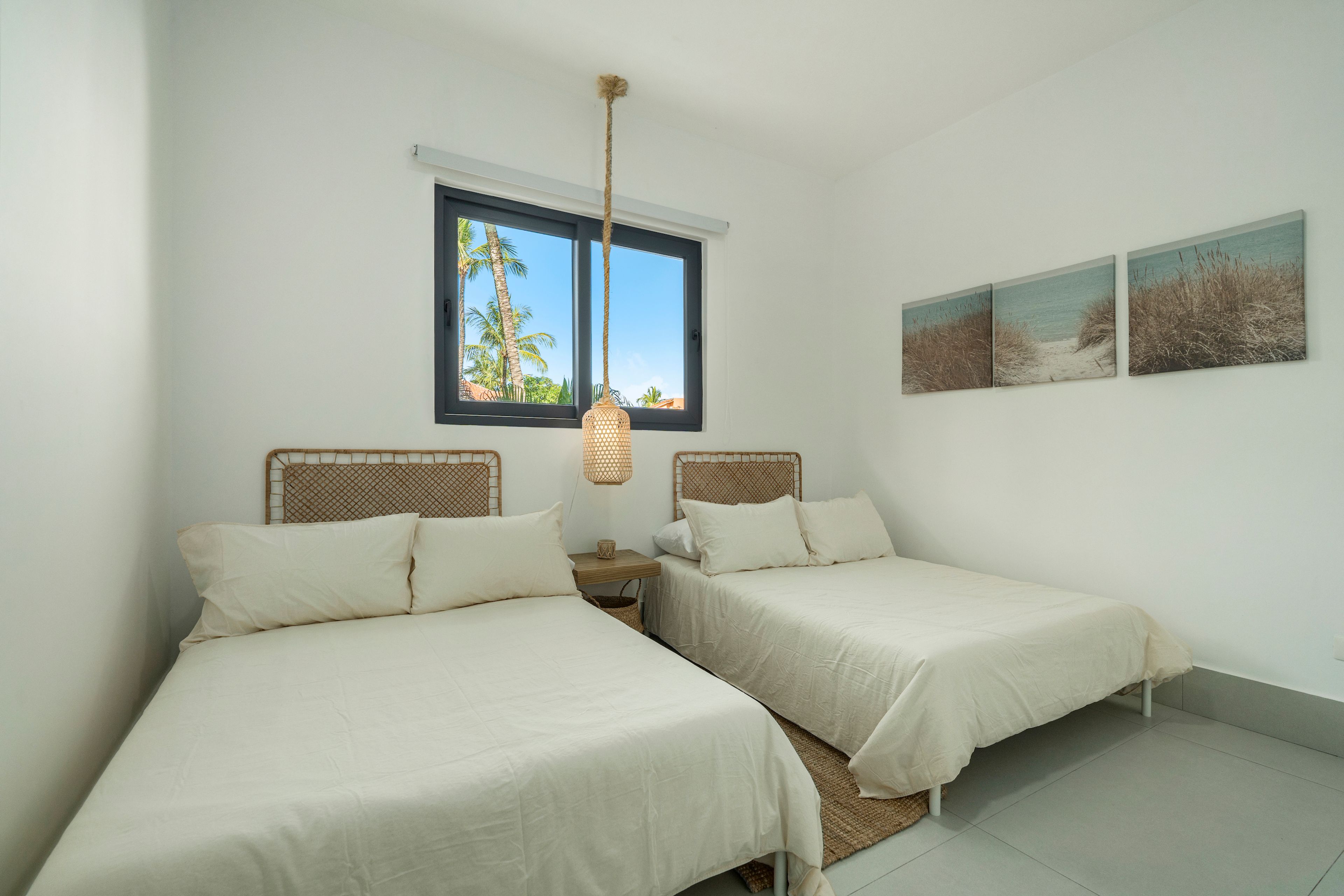 Fully furnished Coccoloba condo for sale