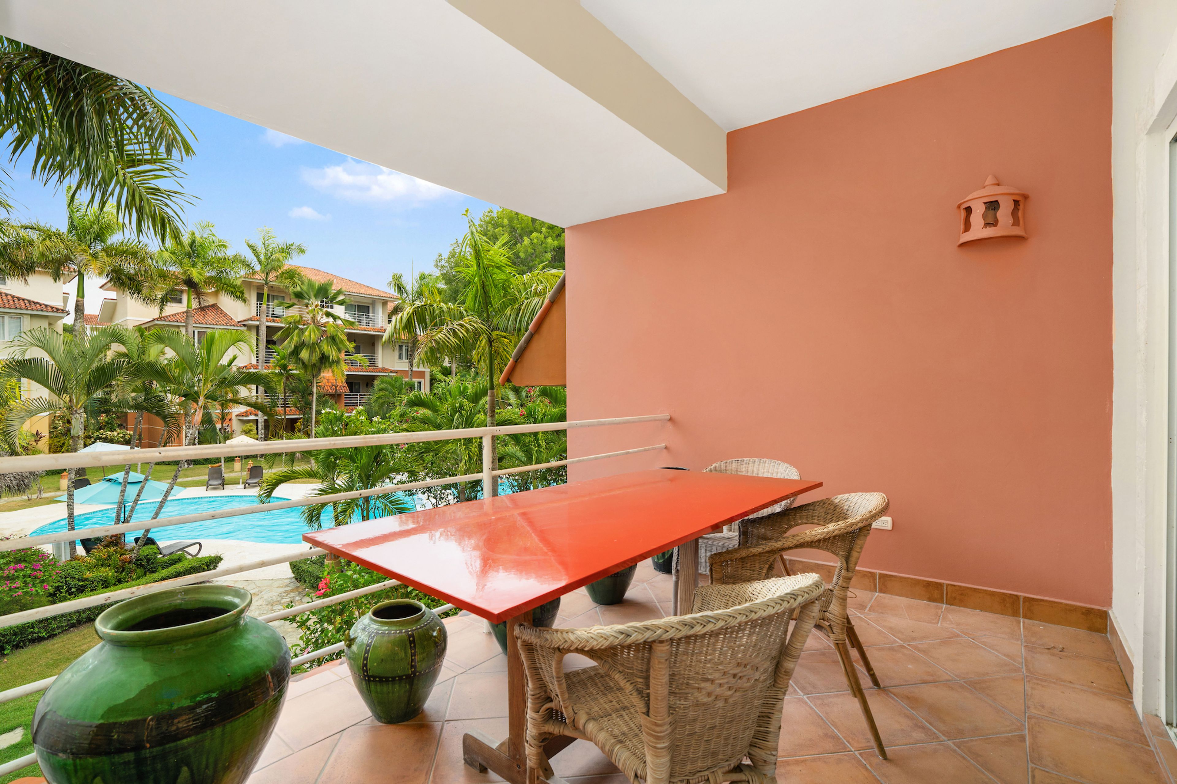 Ocean One – Spacious 2-Bedroom Condo in Prime Central Location