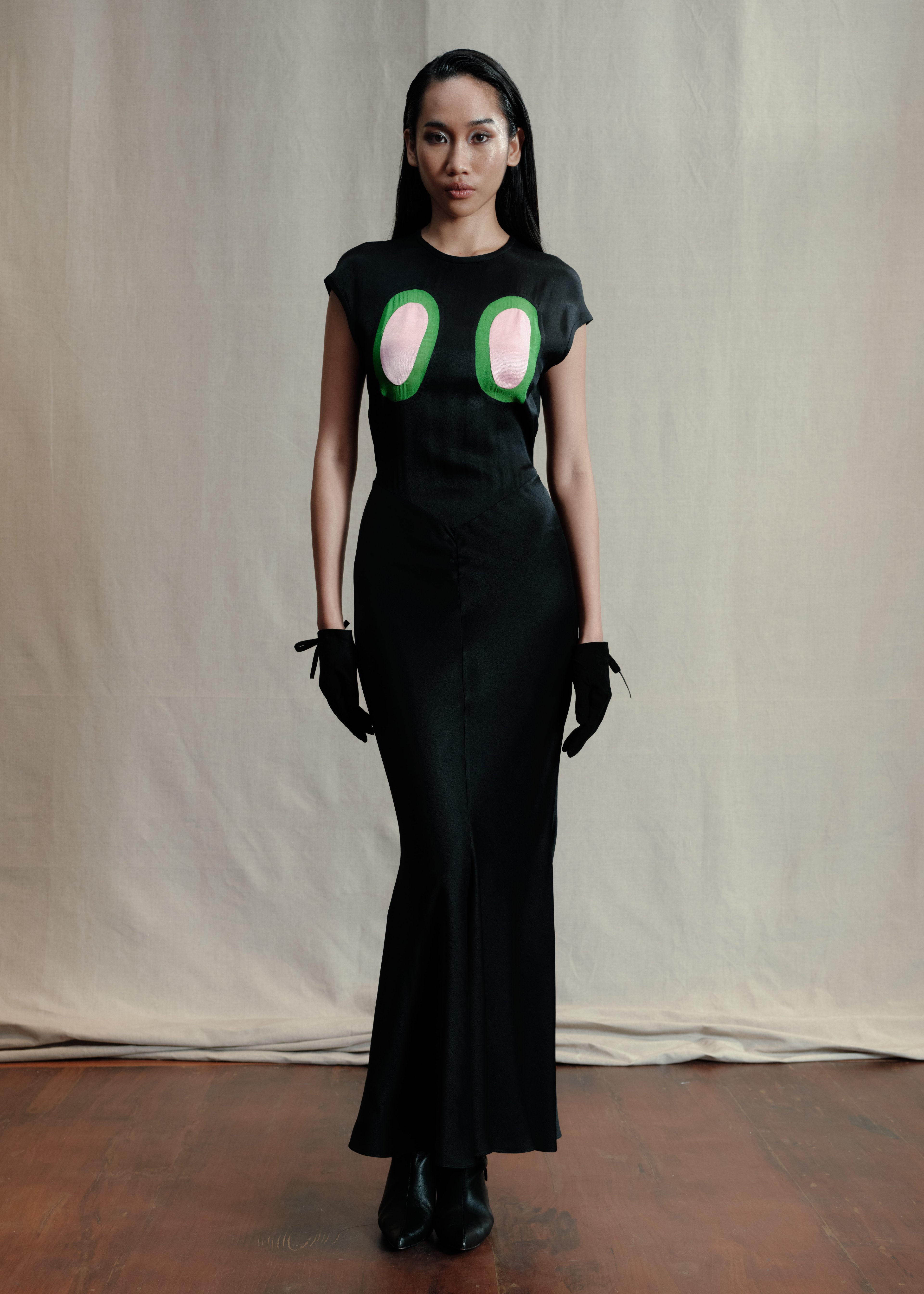 Look 20 of HANDS RESHAPE