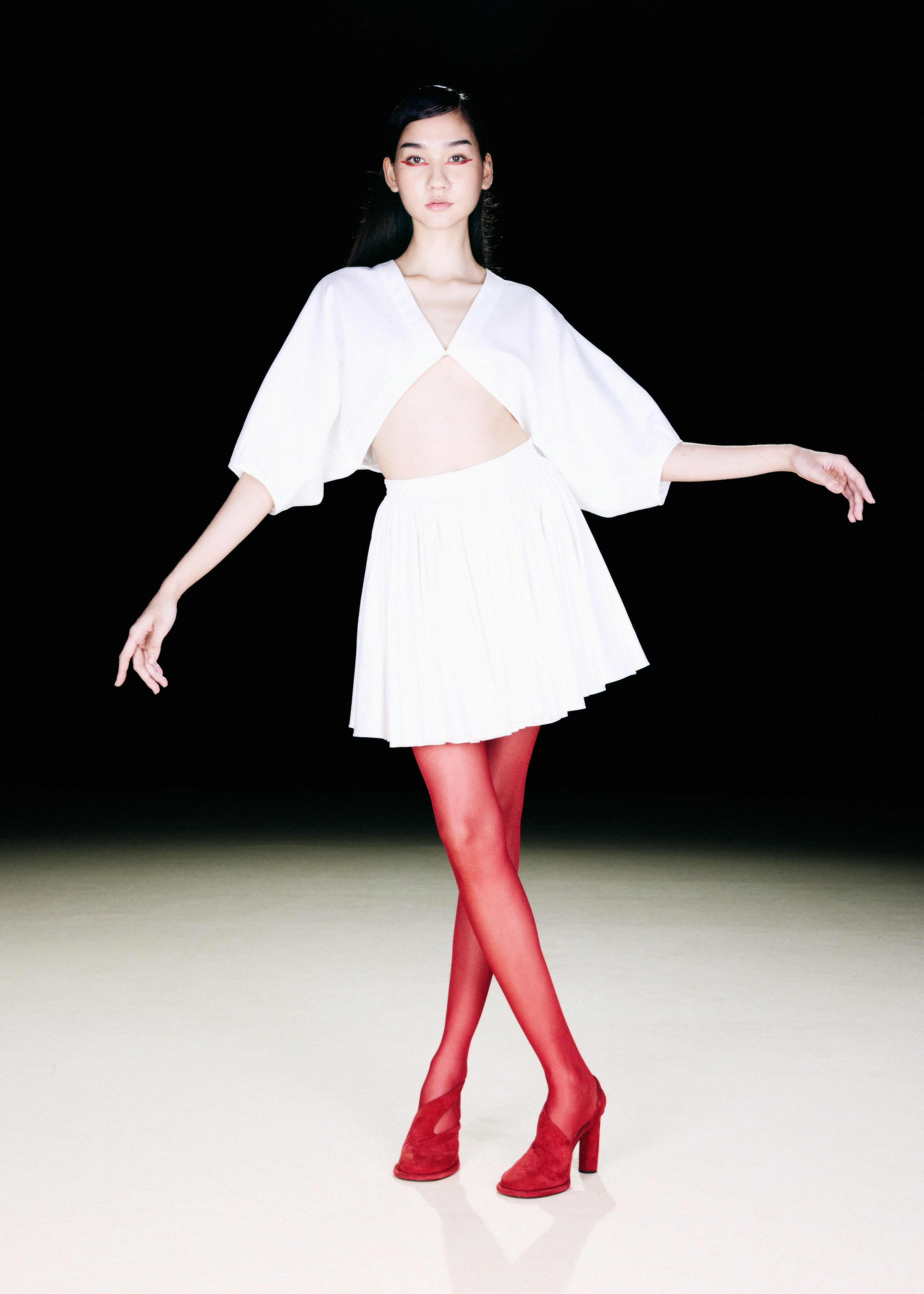 Look 7 of HANDS